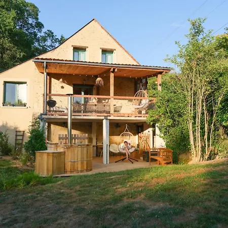 Nature Avec Bain Nordique Et Sauna, Etang Et Bambouseraie Holiday home Bauge-en-Anjou